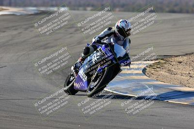 media/Jan-09-2022-SoCal Trackdays (Sun) [[2b1fec8404]]/Turns 9 and 8 (920am)/